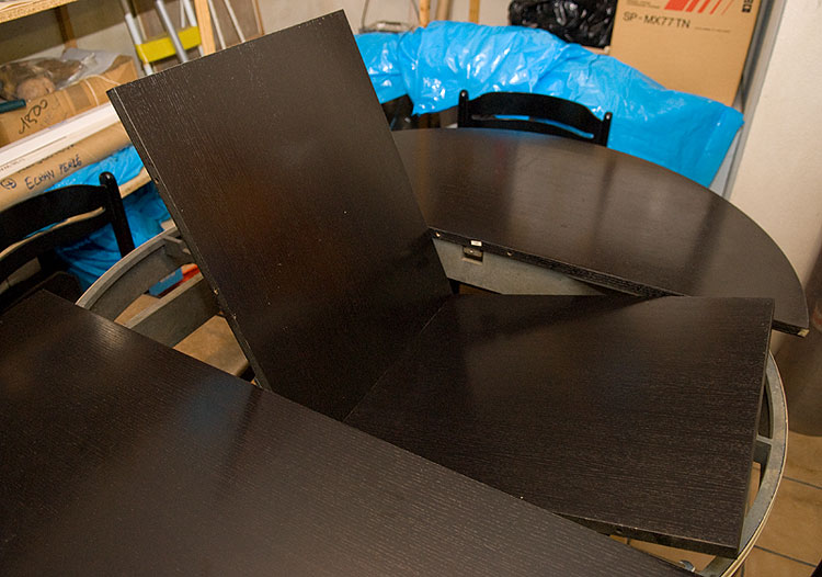Table + 4 chaises